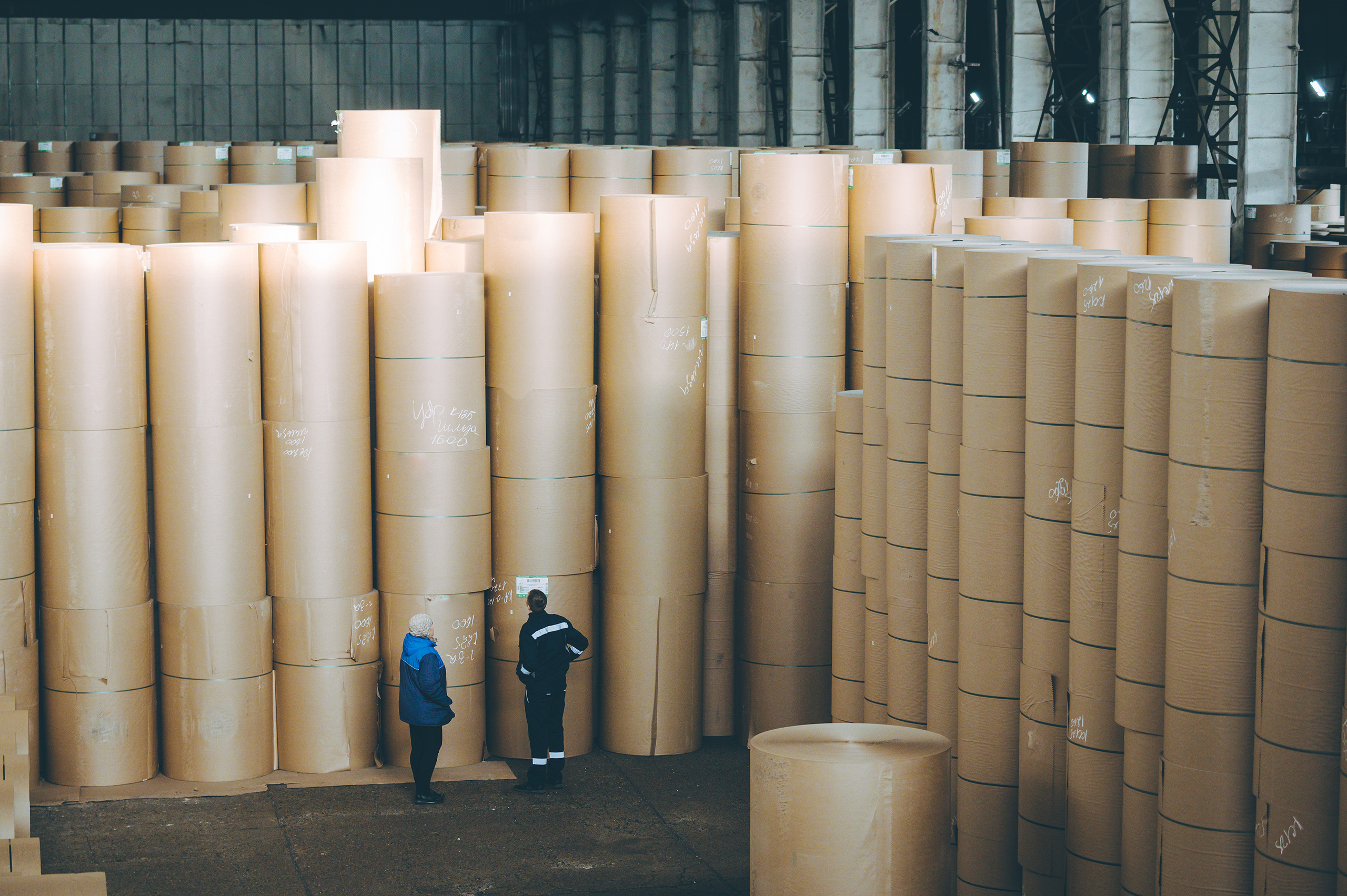 The future of cardboard manufacturing: Balancing efficiency and risk ...